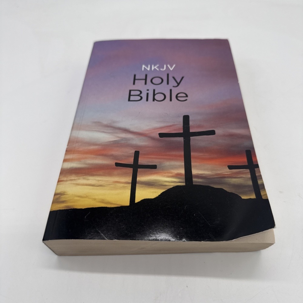 NKJV, Value Outreach Bible, Paperback - Paperback By Thomas Nelson - GOOD